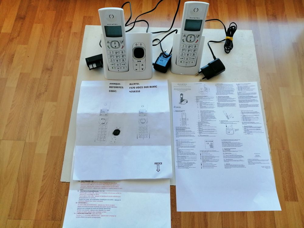 t&eacute;l&eacute;phonie t77 alcatel F570 duo blanc comprenant base r&eacute;pon Téléphones et tablettes
