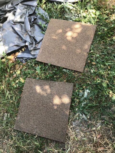 2 plaques de lièges 50 x 50 cm 10 Avignon (84)