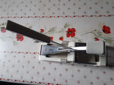 COUPE FRITES OU AUTRE. 5 Fr�vent (62)