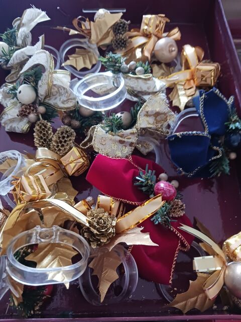 Décorations de Noël - Lot varié or et rouge 5 Thourotte (60)