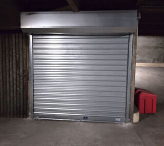  Parking / Garage � louer 12 m� Paris