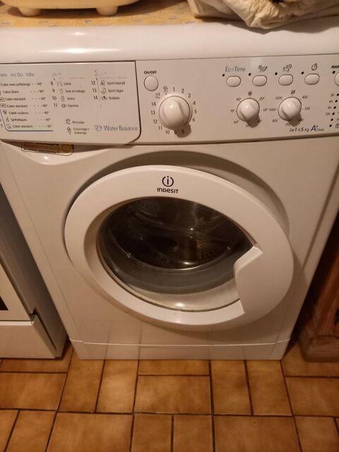   Machine  laver indesit avec hublot avant achete neuve chez 