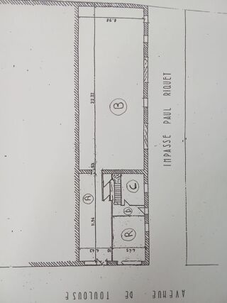 Plateau à vendre 200 m²