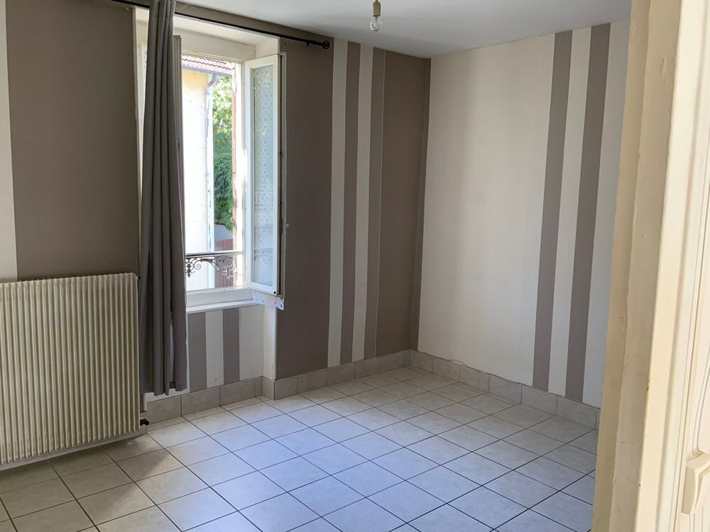 Location Appartement appartement F2 Rue de Rimard à Montluçon Montluçon