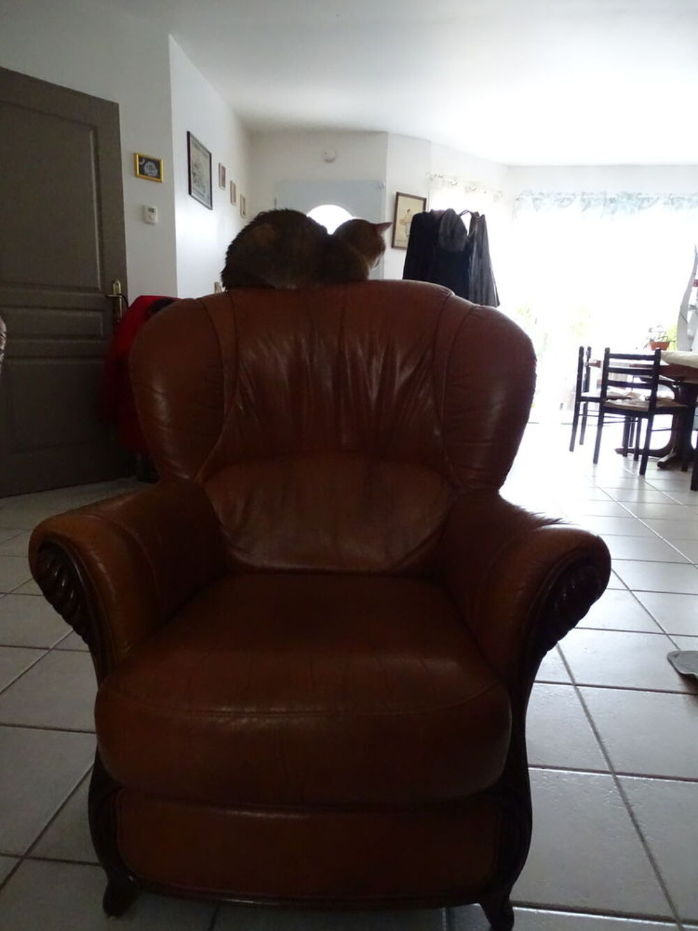 canap&eacute; et 2 fauteuils Meubles