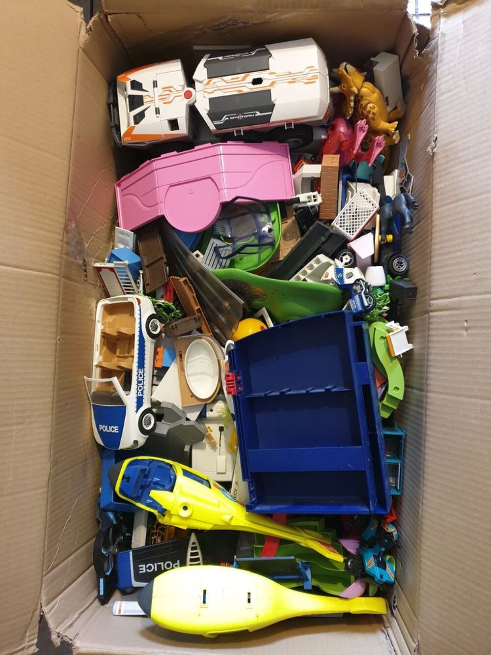 tr&egrave;s gros lot de Playmobil en vrac (environ 60 kg). Jeux / jouets