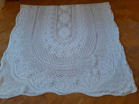 Superbe nappe dentelle 35 Tours (37)