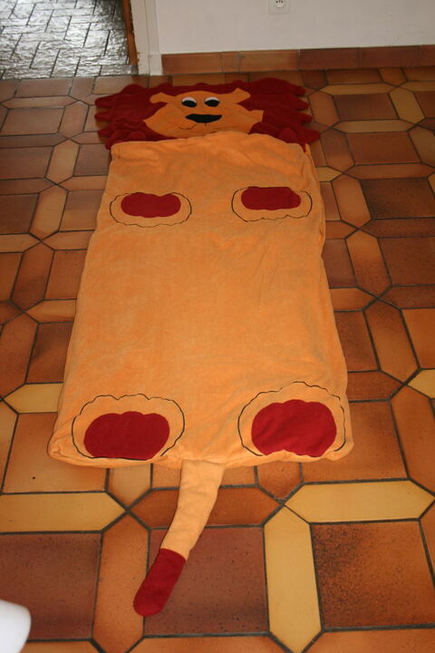 sac de couchage animal ou couverture pour enfant 20 Roman�che-Thorins (71)