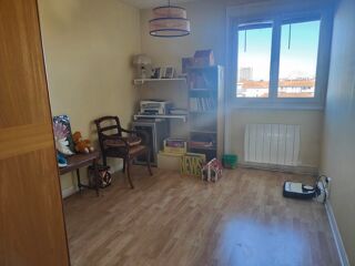  Appartement � vendre 4 pi�ces 95 m�