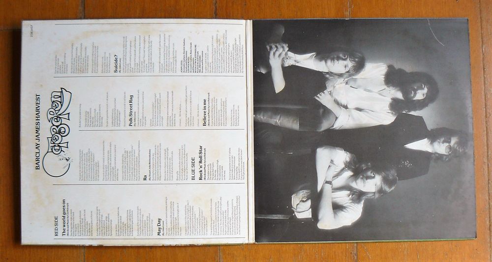 LP BARCLAY JAMES HARVEST : Octoberon - Polydor 2393.407 CD et vinyles
