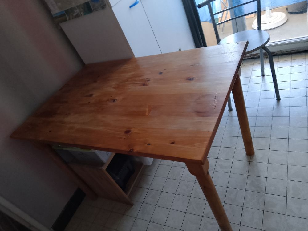 Table en bois Meubles