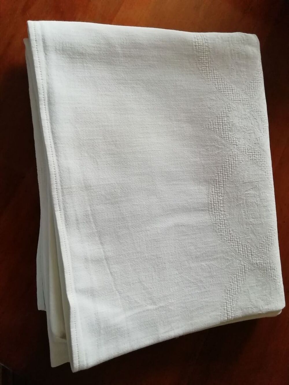 Nappe damass&eacute;e blanche 212 x 128 cm Décoration