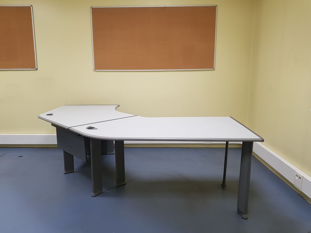 Bureau Commercial 
Meubles
