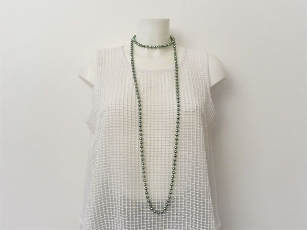 Collier/ Sautoir en Perles en Plastique Rondes Vert Brillant Bijoux et montres
