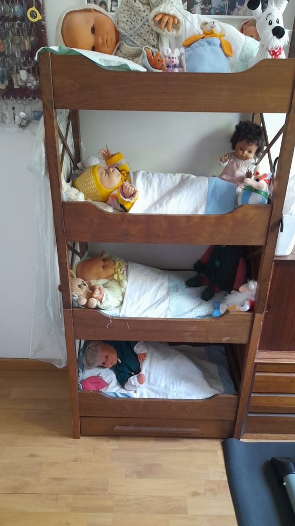 lits de poup&eacute;es Jeux / jouets