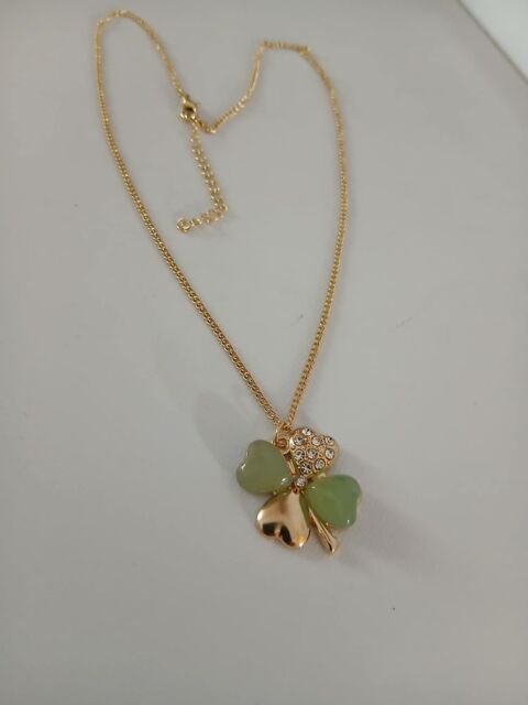 Joli trfle  quatre feuilles porte bonheur neuf N1413 10 Beaune (21)