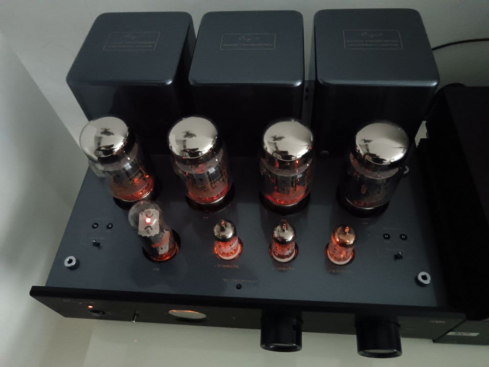 Ampli Hifi &agrave; lampes Cayin MT50 avec 4 Genalex Gold Lion Audio et hifi