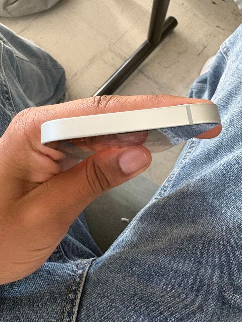 iPhone 16e Téléphones et tablettes