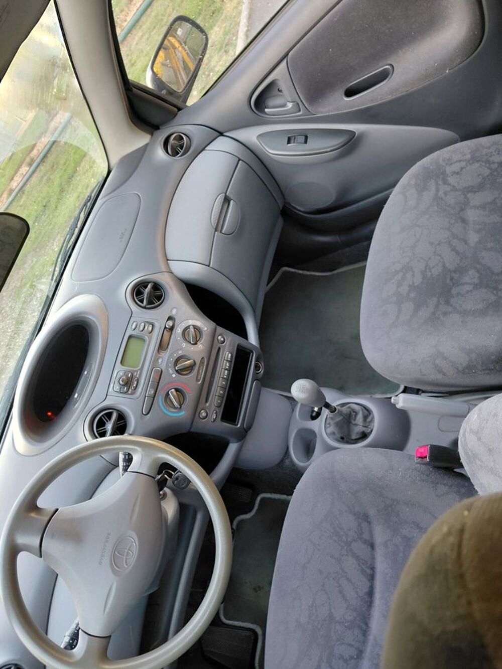 Yaris 1.3i Linea Sol 2001 occasion 95530 La Frette-sur-Seine