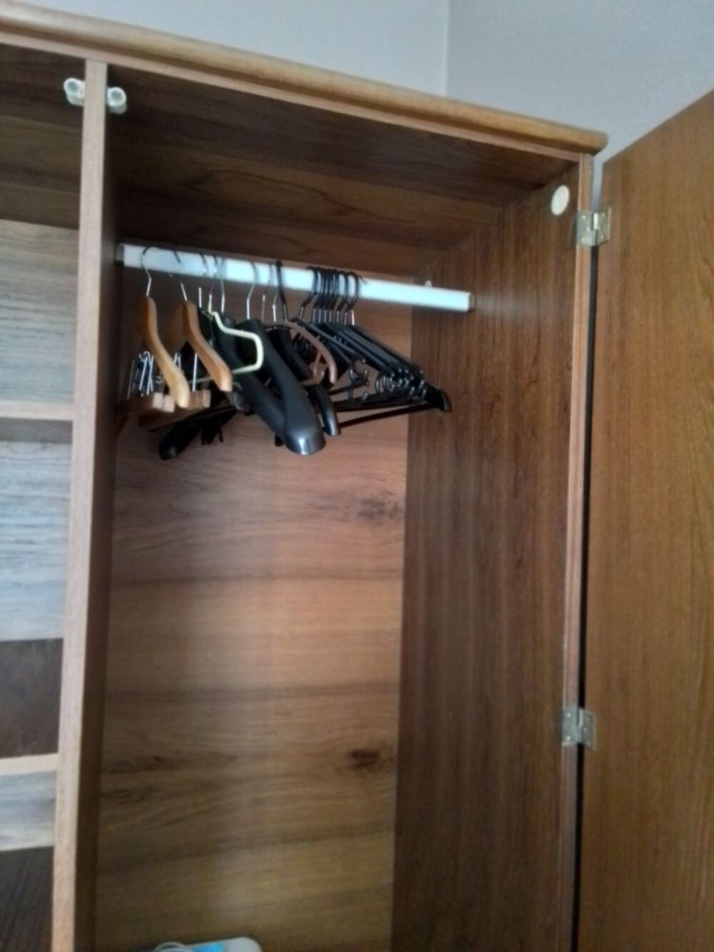 Armoire teck vintage Meubles