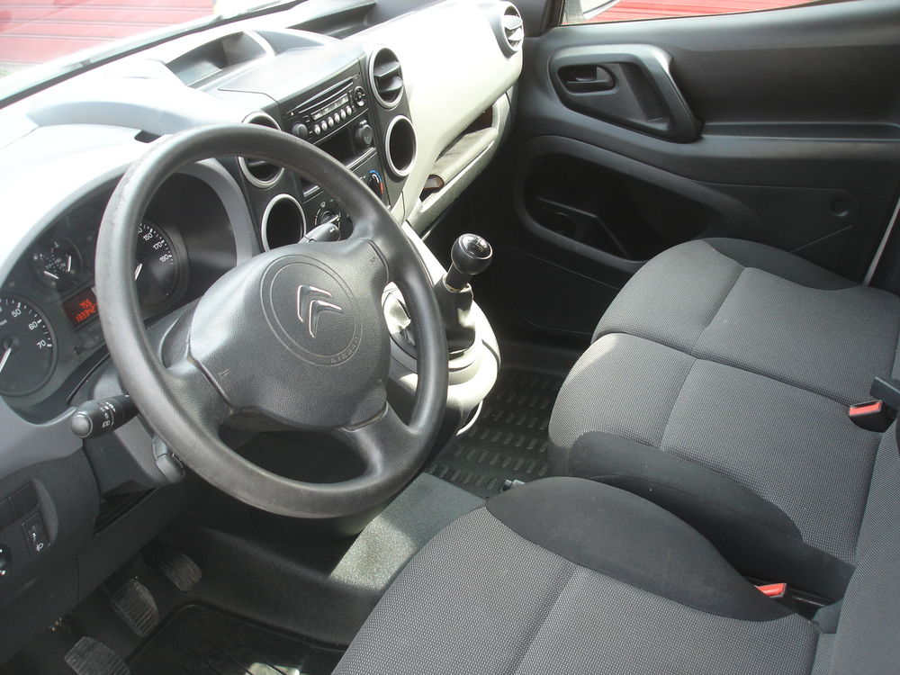Berlingo BERLINGO M BLUEHDI 75 CLUB 2017 occasion 78800 Houilles