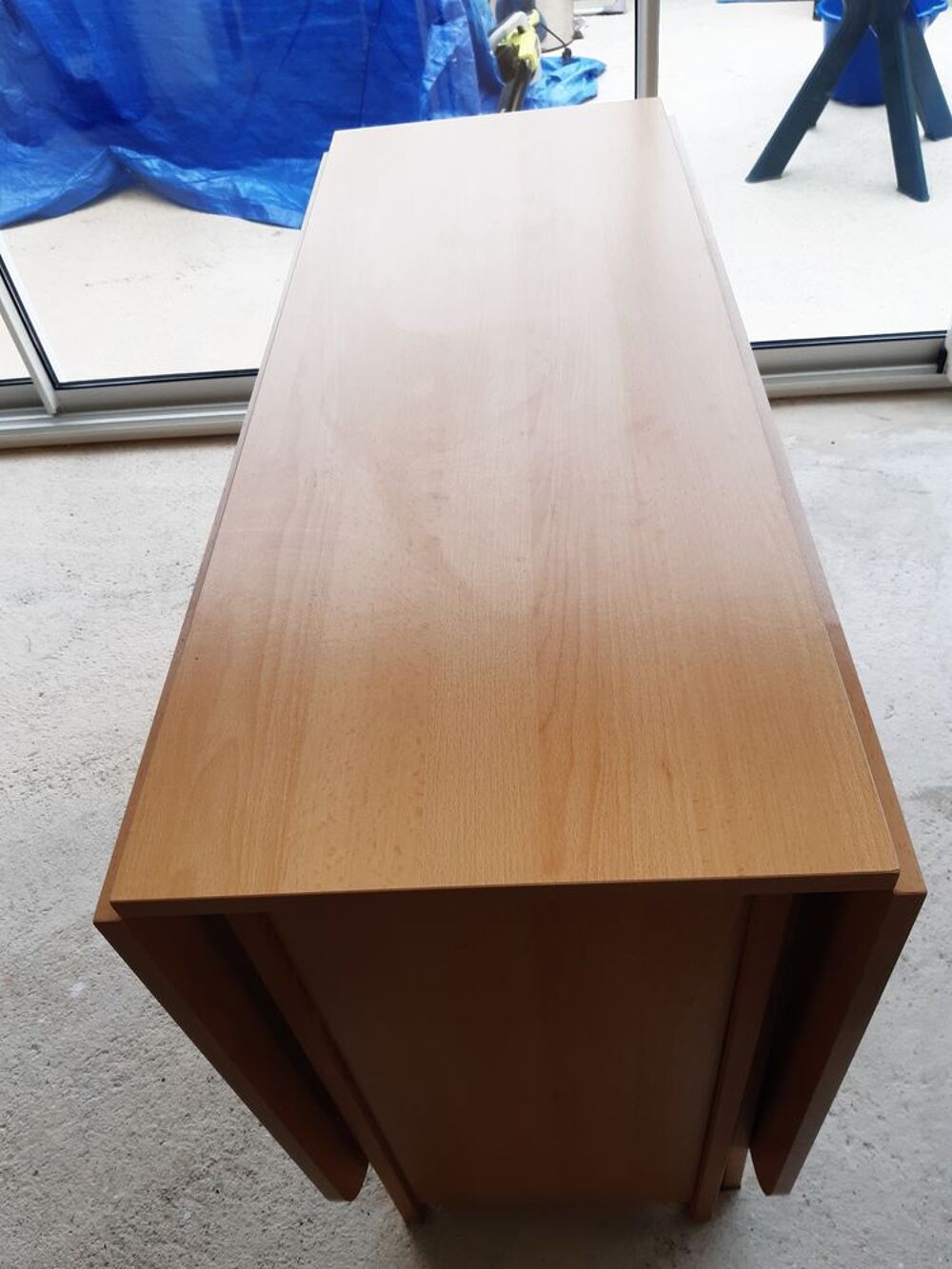 Table avec rallonge et 4 chaises int&eacute;gr&eacute;es Meubles