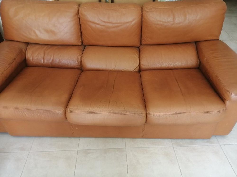 salon cuir divan fauteuil pouf Meubles