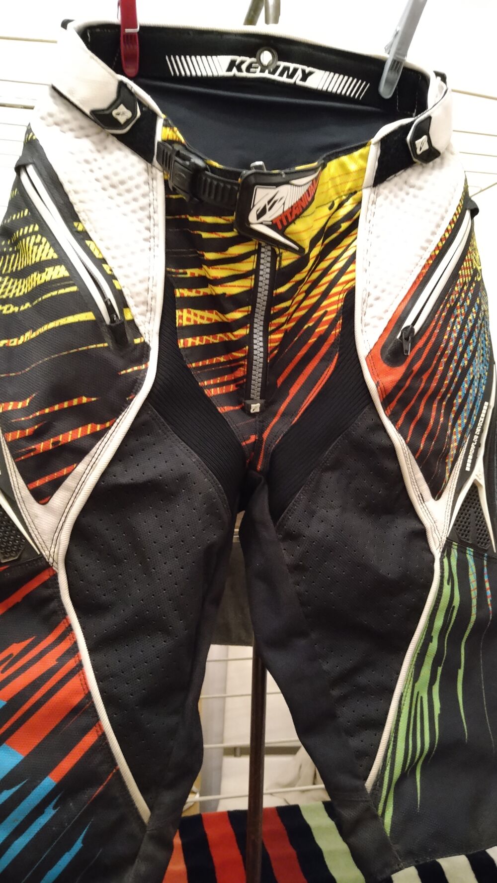 Short MOTOCROSS / BMX TITANIUM KENNY KENNY FRANCE size / tai Vêtements