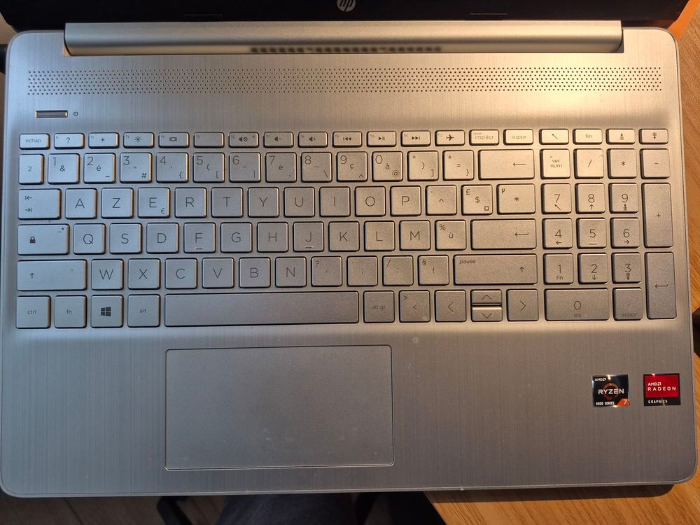PC portable HP 15s-eq1099nf, PC portable 15? tr&egrave;s bon &eacute;tat Matériel informatique
