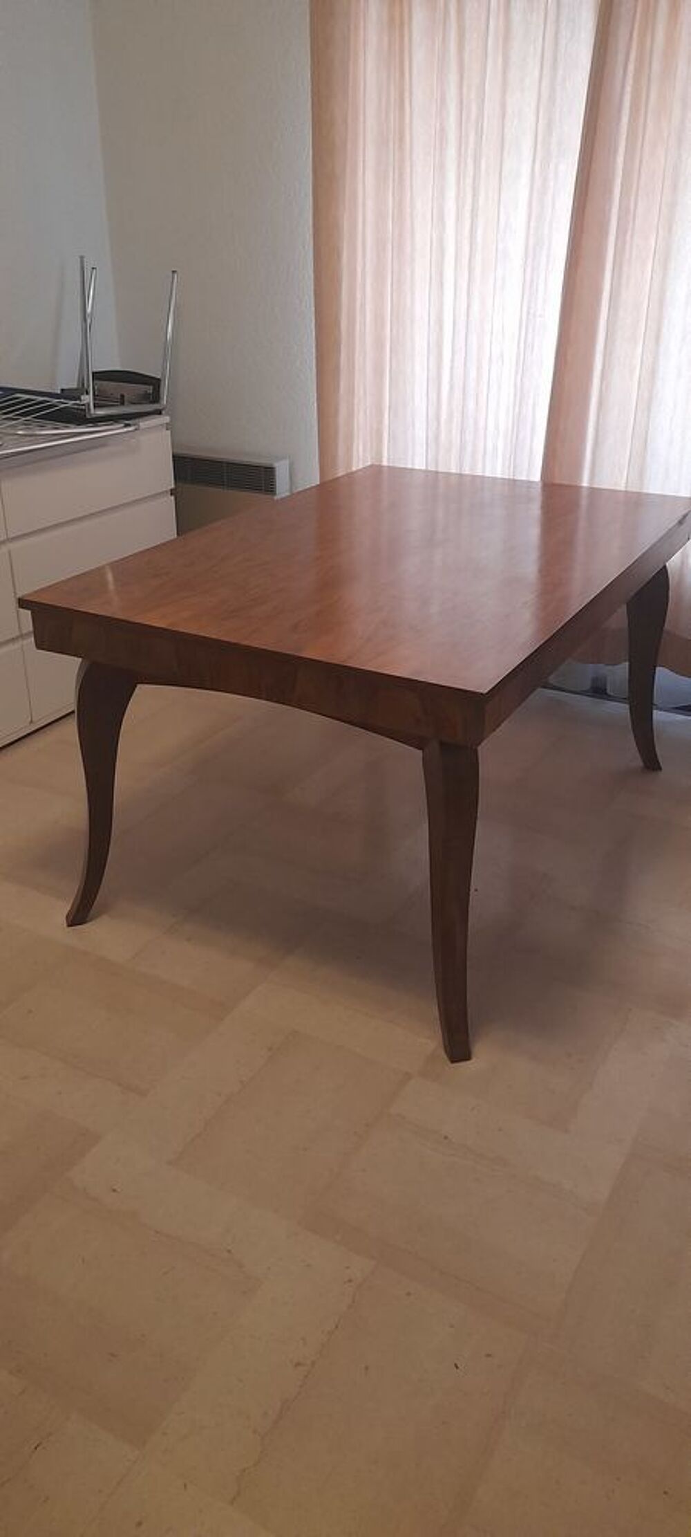 Table de salle &agrave; manger Meubles