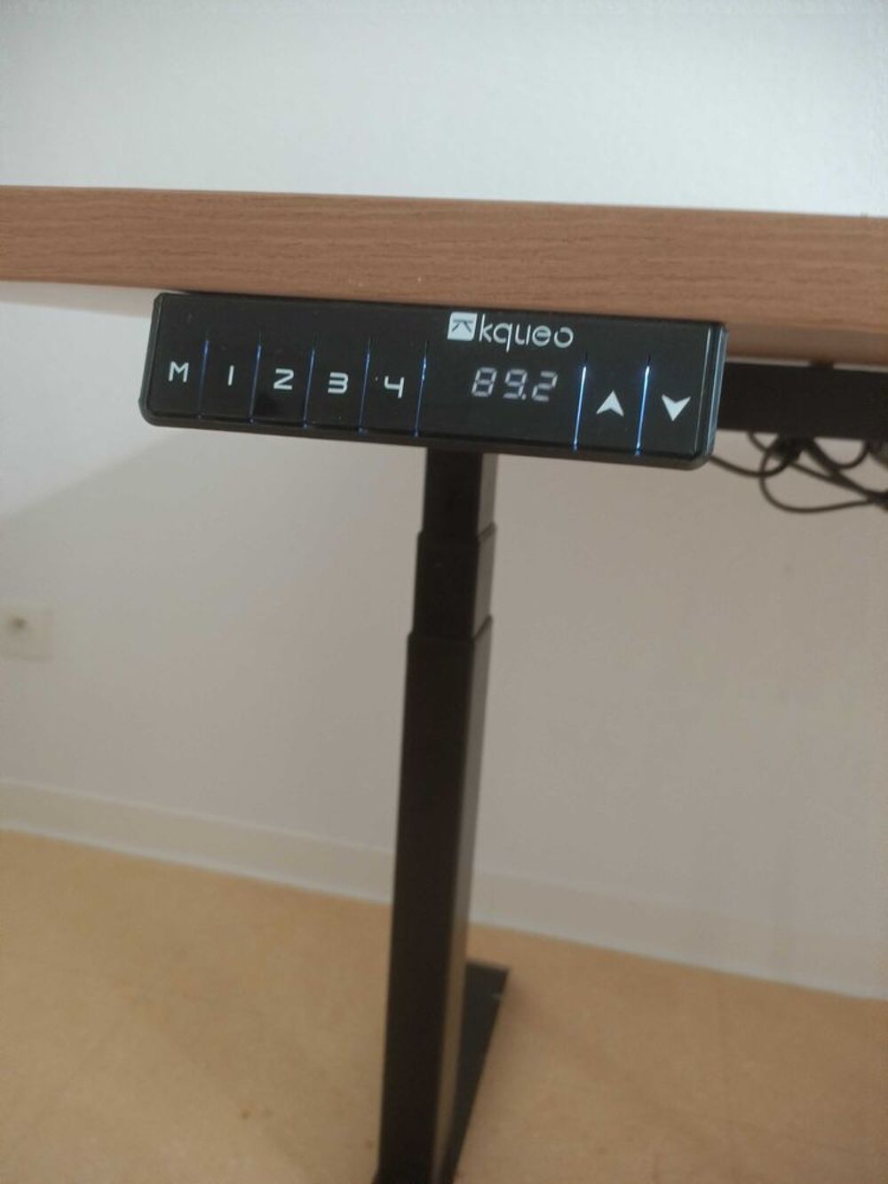 Bureau &eacute;lectrique ( Assit debout), console Meubles
