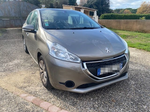 Peugeot 208 1.4 HDi 68ch BVM5 Active