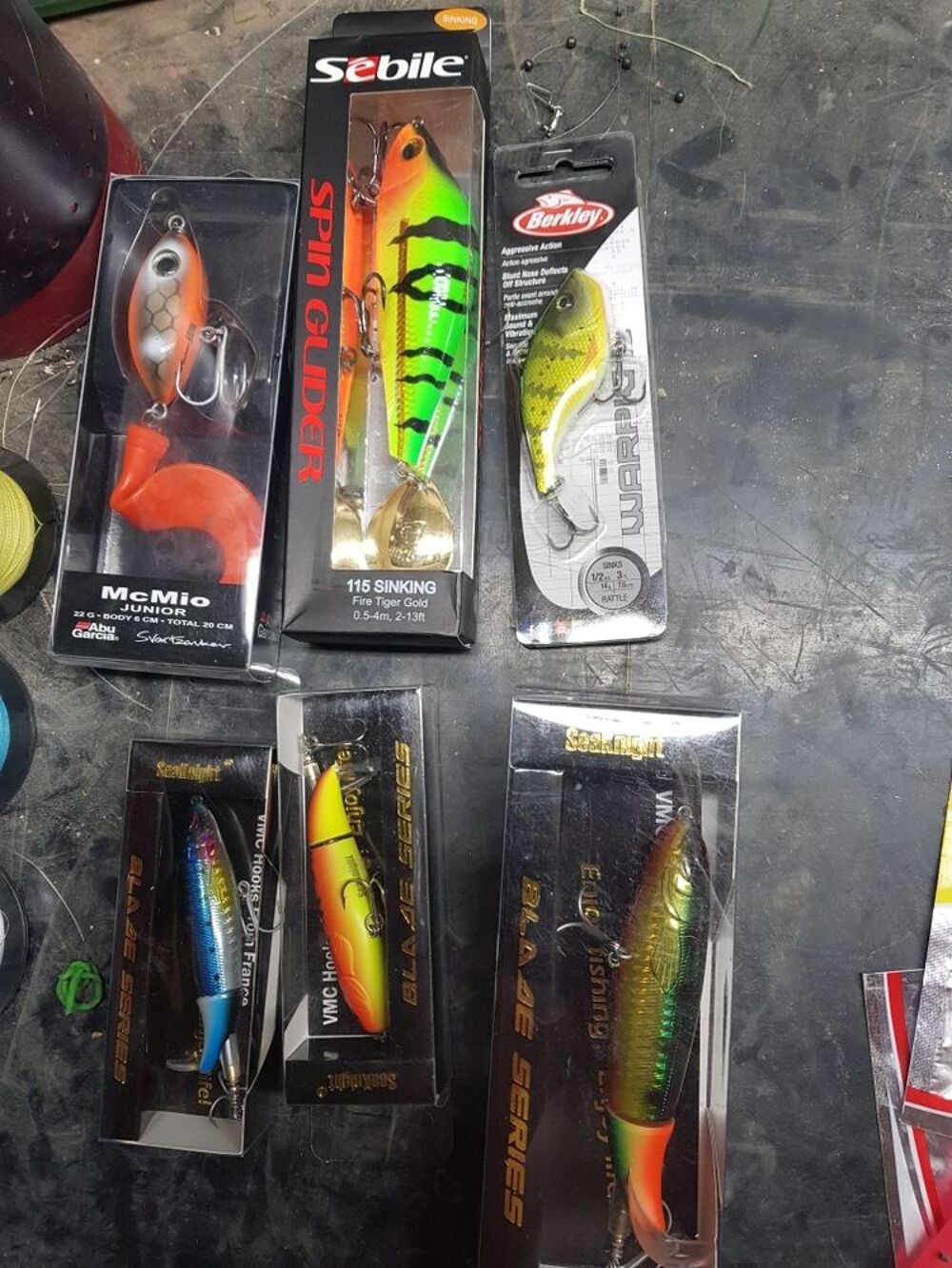 leurres peche neufs Sports