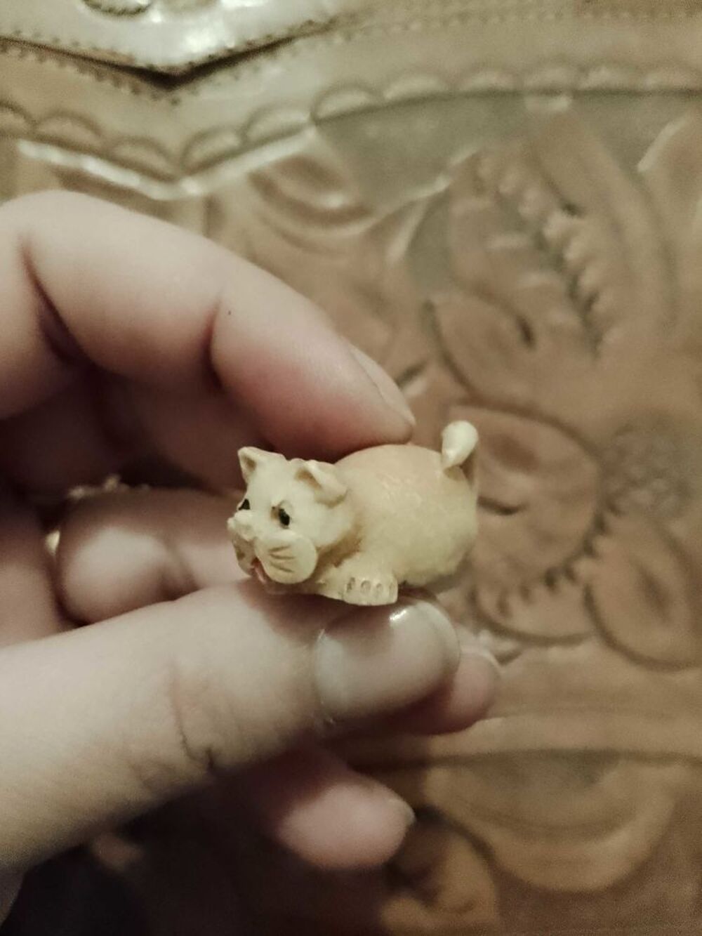 figurine miniature de chat marron vintage ann&eacute;es 90. 
