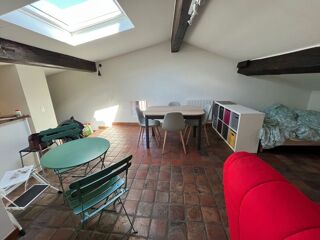  Appartement à louer 1 pièce 75 m²