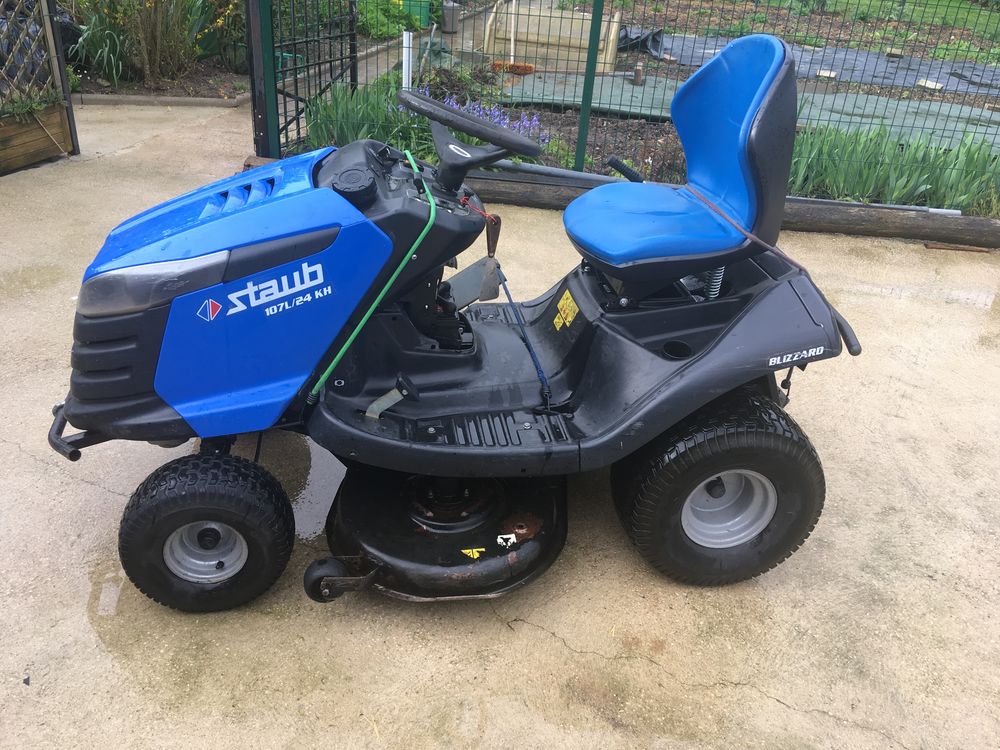 tracteur tondeuse Jardin