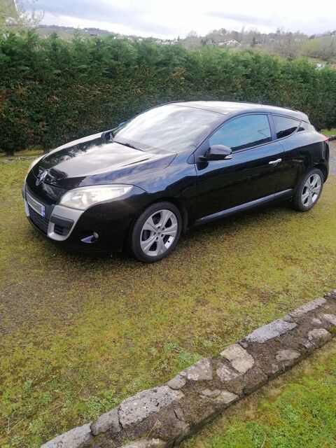 Renault Mégane Coupé Mégane 3 Coupé 1.6.16 V eco2 2009 occasion Hasparren 64240