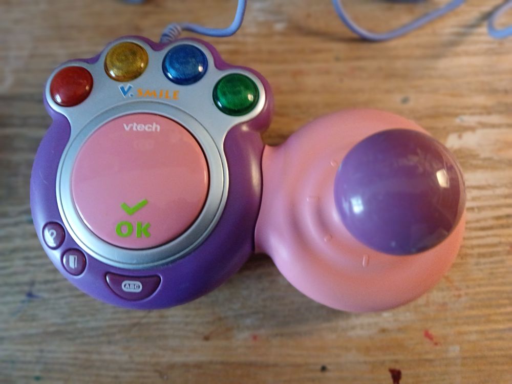 CONSOLE DE JEU VID&Eacute;O V.SMILE + 7 JEUX Consoles et jeux vidéos