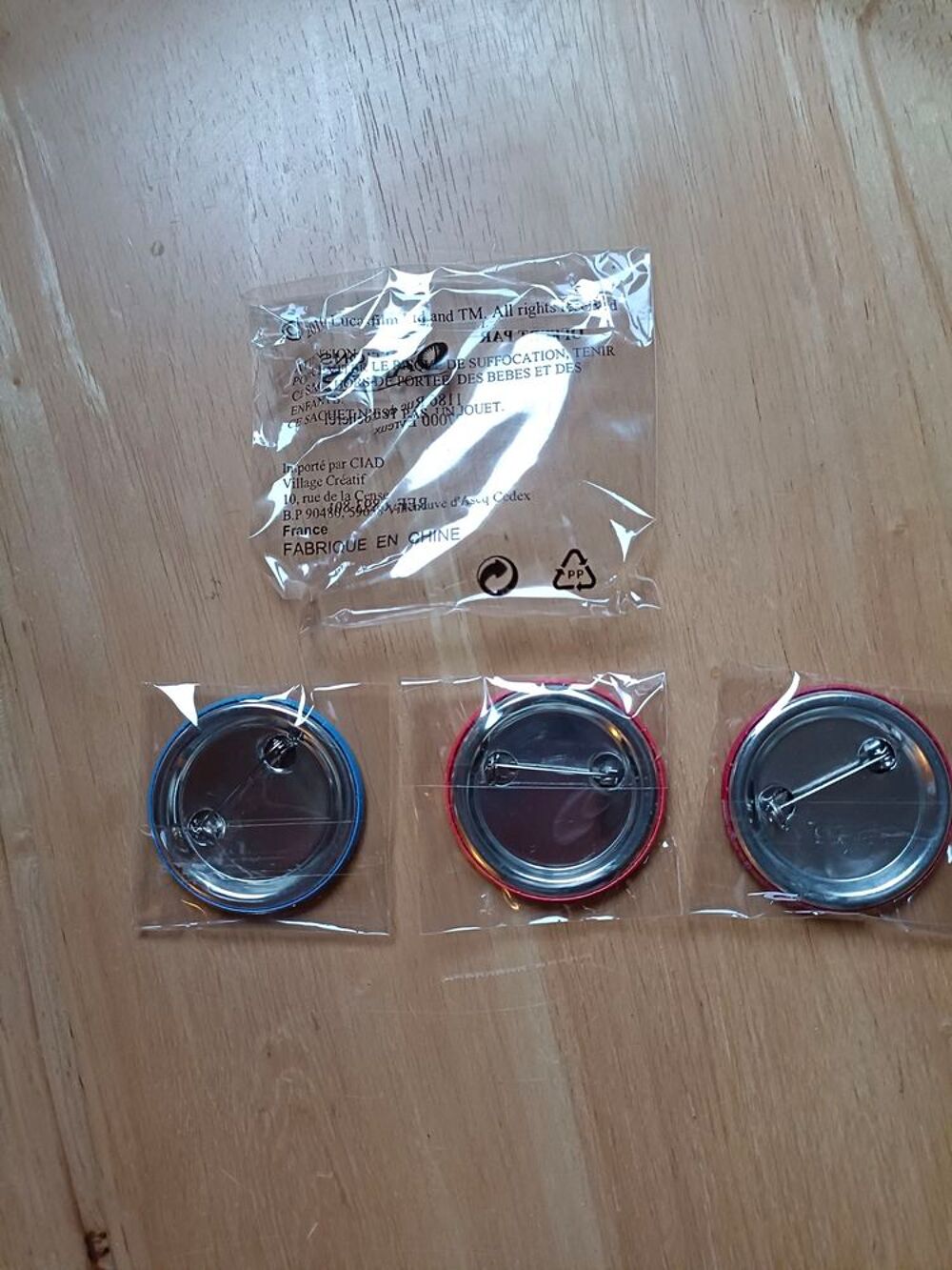 3 Badges Star Wars. Jeux / jouets