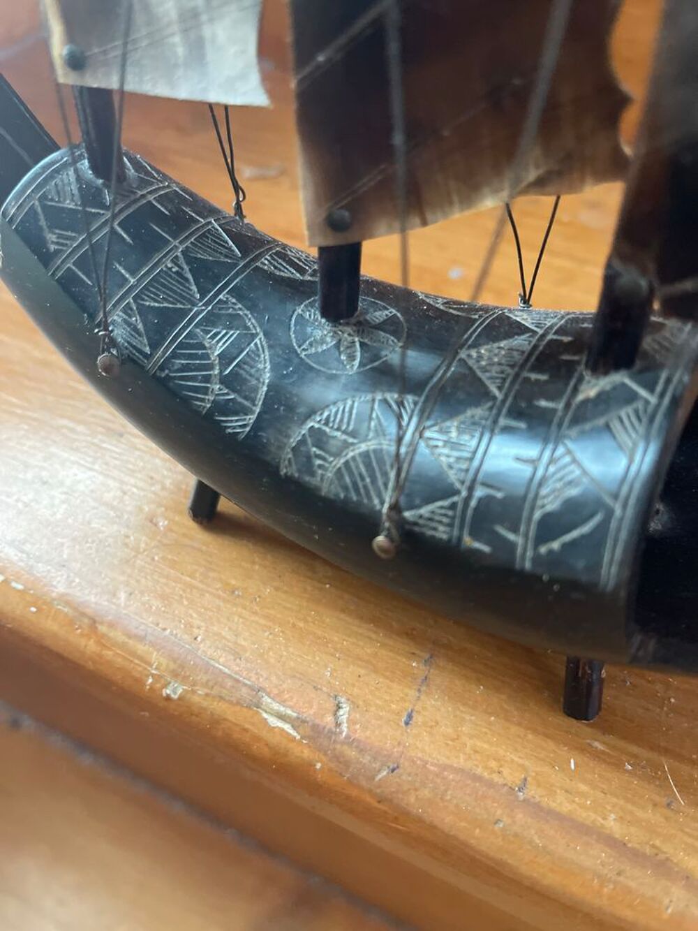 bateau, d&eacute;coration noir de XIXe si&egrave;cle 