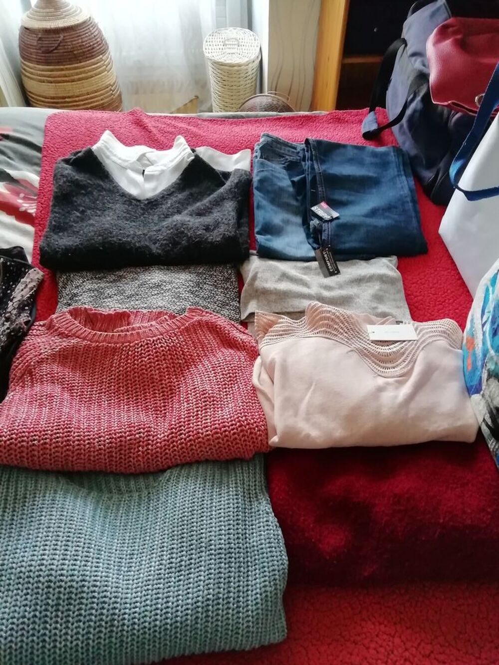 V&ecirc;tements pour femmes et adolescentes Vêtements
