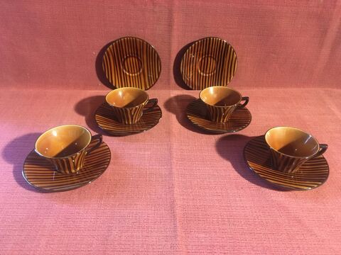 Tasses et soucoupes couleur 10 Narbonne (11)