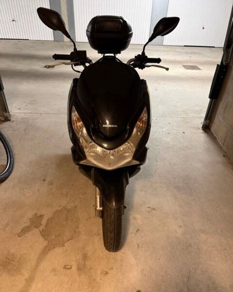 Scooter HONDA 2011 occasion Montgermont 35760