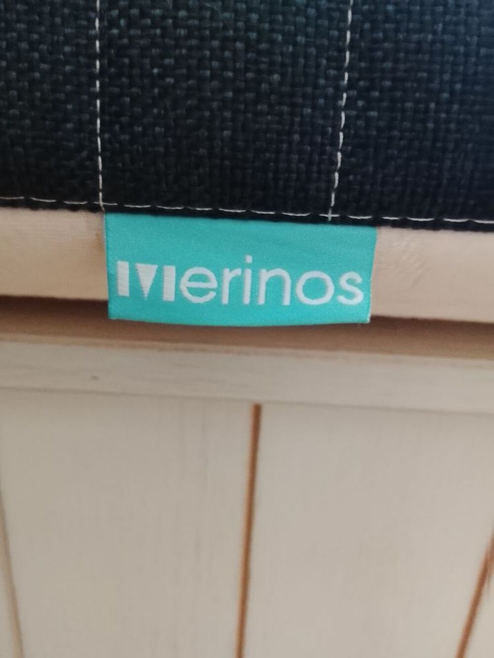 Lit 1 personne/tiroirs+ sommiers &agrave; lattes + matelas M&eacute;rinos Meubles
