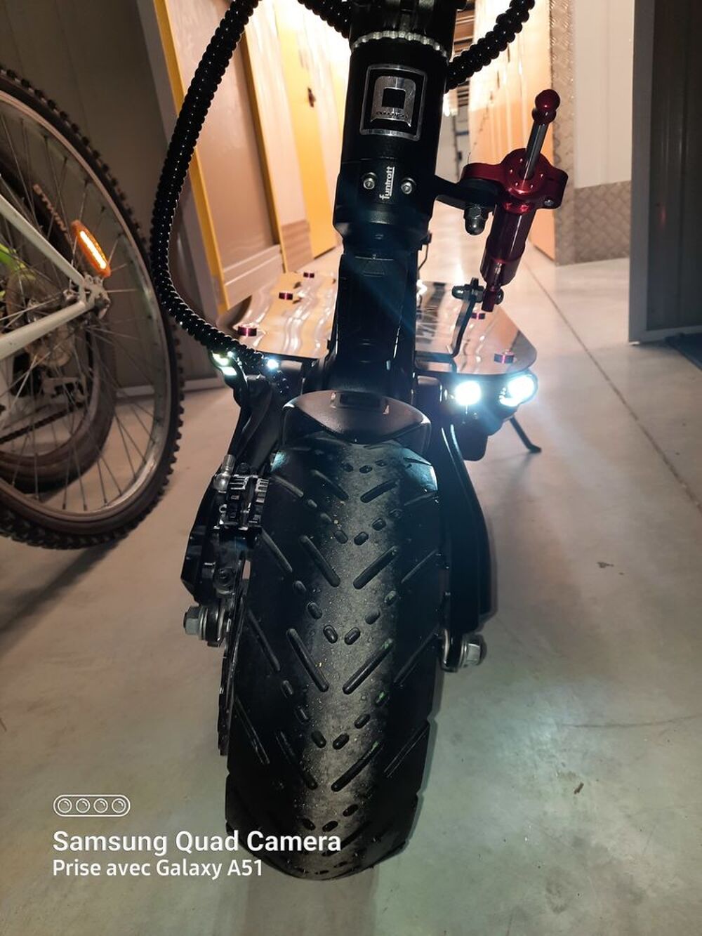 superbe Dualtron Thunder Sports