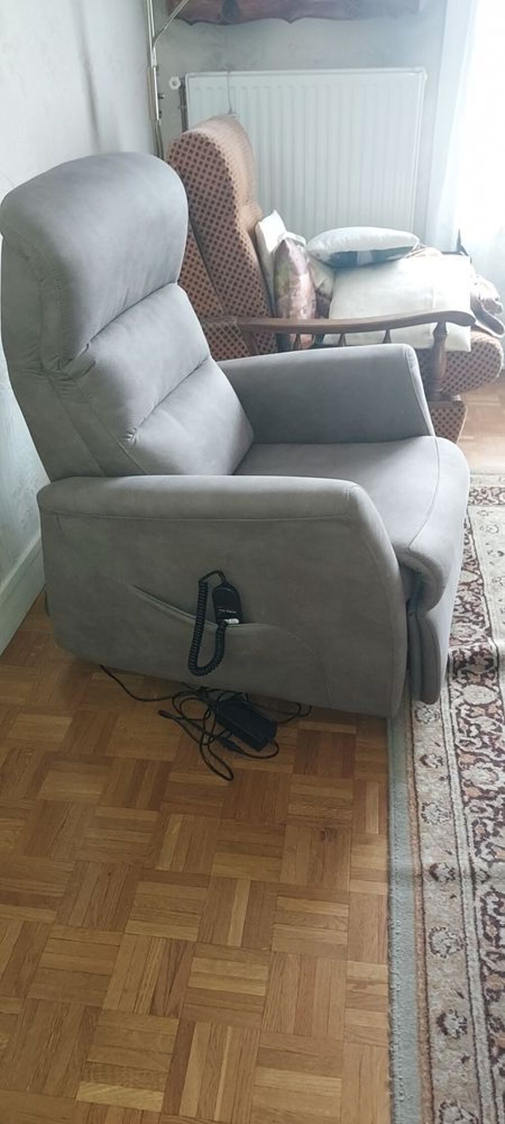Fauteuil &eacute;lectrique relaxant Meubles