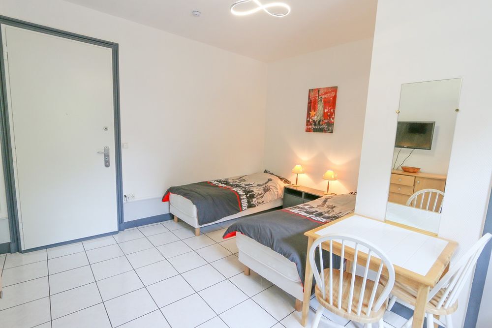   Studio ideal curiste/touriste refait à neuf au calme étage  Rhône-Alpes, Aix-les-Bains (73100)