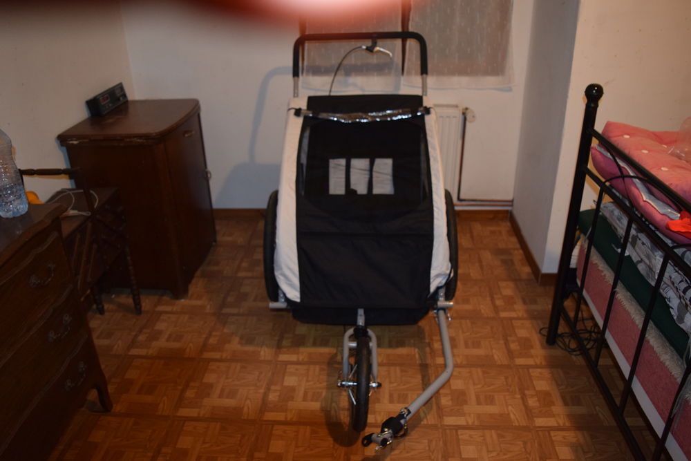 Remorque v&eacute;lo enfant Vélos
