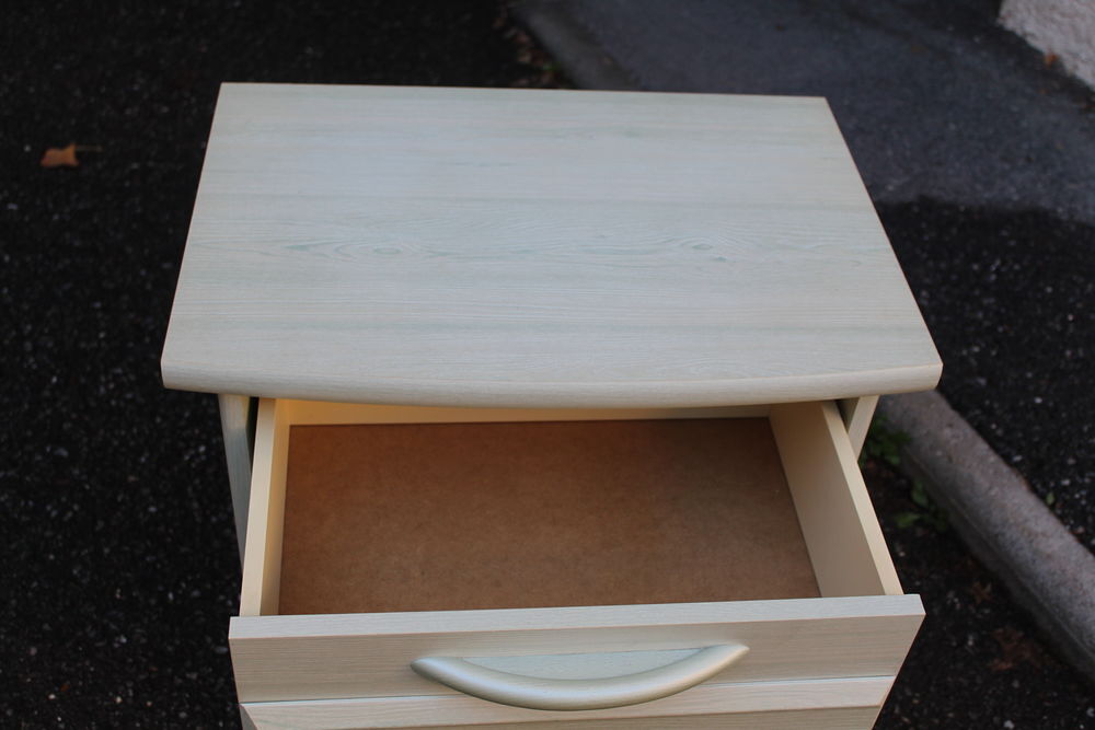 Table de chevet vert d'eau Meubles