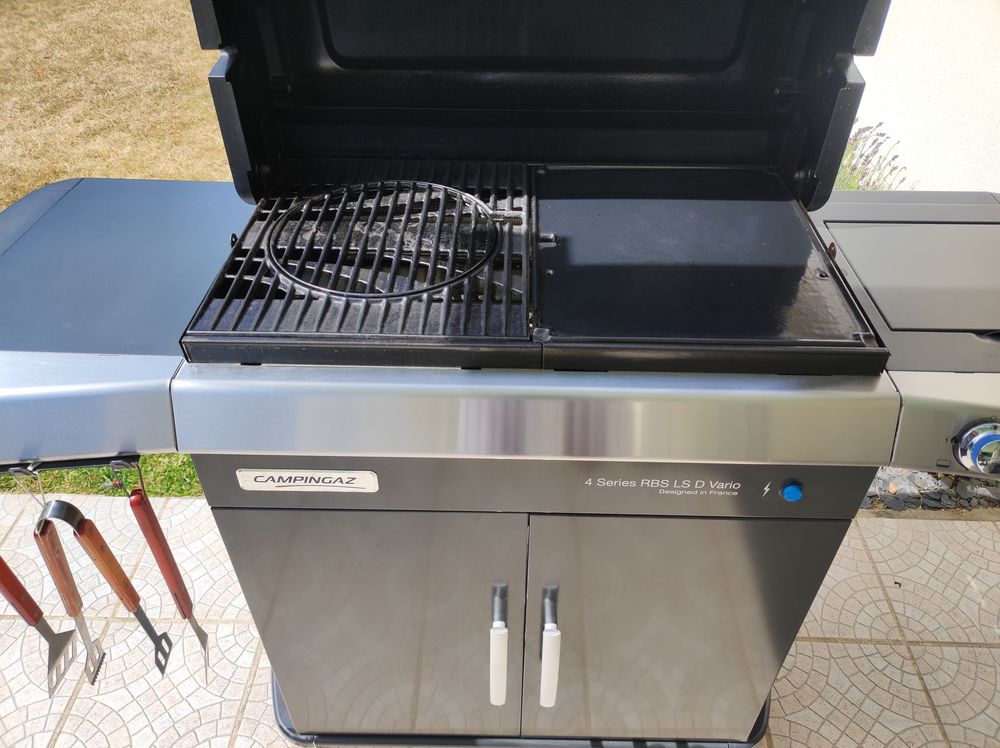 BARBECUE A GAZ
Jardin